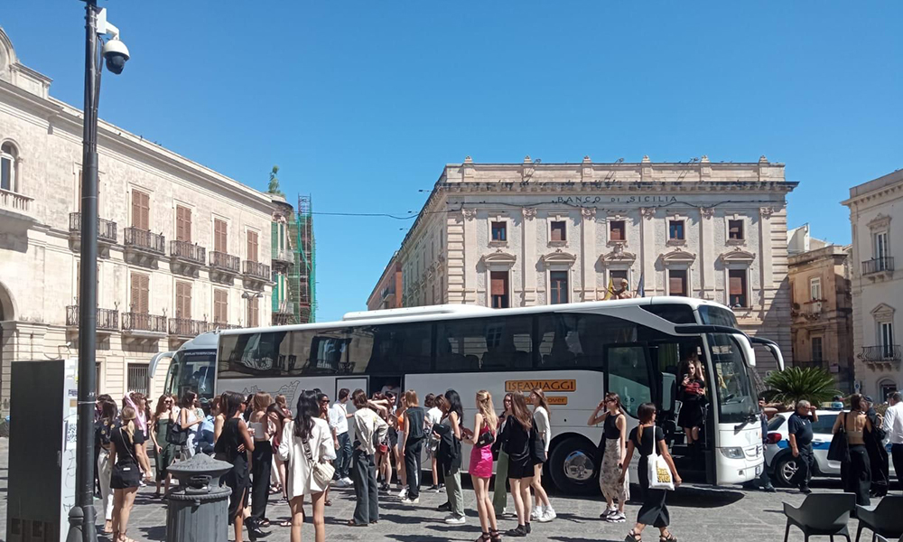 bus-con-passeggeri.jpg
