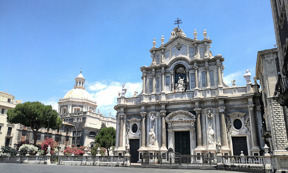 escursioni-in-bus-catania.jpg