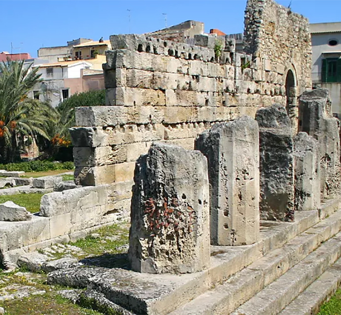 tempio-di-apollo-siracusa.jpg