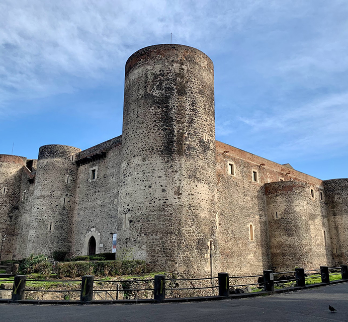 castello-ursino.jpg