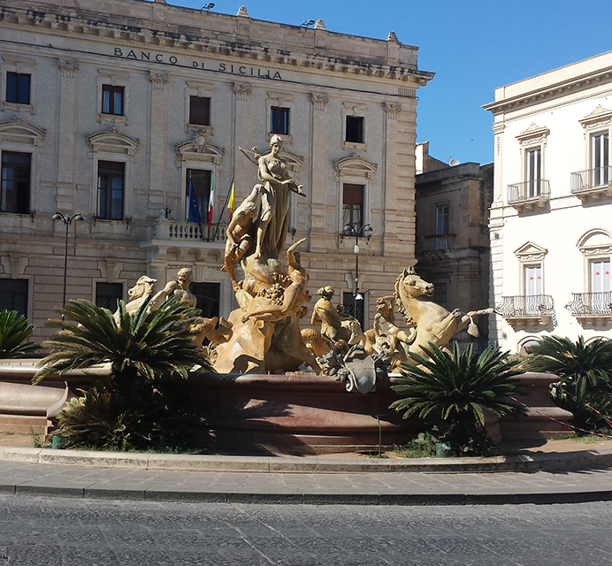 fontana-diana-siracusa.jpg